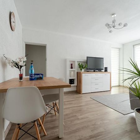 Apartament Gold - 2 Osobne Sypialnie Z Balkonem - Spaceapart Jelenia Góra Exterior foto